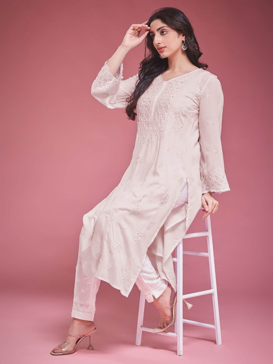 AAINA Chikankari Modal Kurta - KRI CHIKANKARI